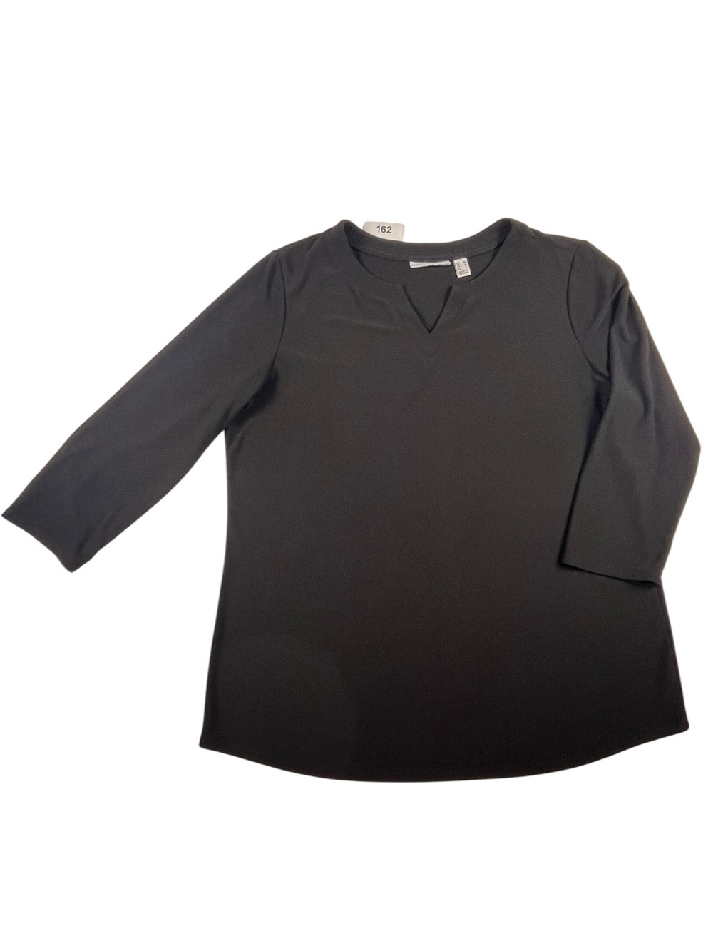 Susan Graver Black V-Notch 3/4 Sleeve Top size M. SKU 162